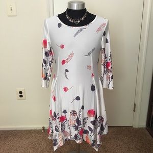 Beautiful R&B Collection floral dress NWT